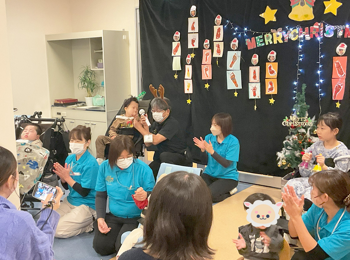 ハンドベル演奏の様子